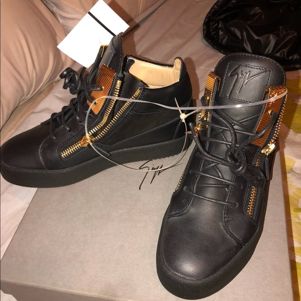 💯% Auth Giuseppe Zanotti Sneakers